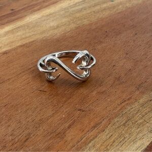 Jane Seymour "Open Hearts" sterling silver double heart ring sz 7 Kay jewelers